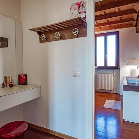 ゲストハウス Cascina Torriggio Estates *
