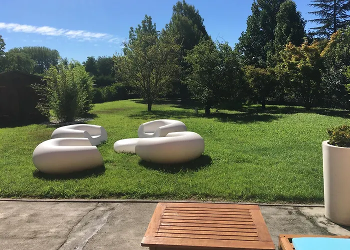 بيت ضيافة Cascina Torriggio Estates